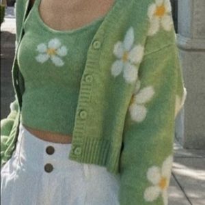 PacSun L.A hearts flower sweater green